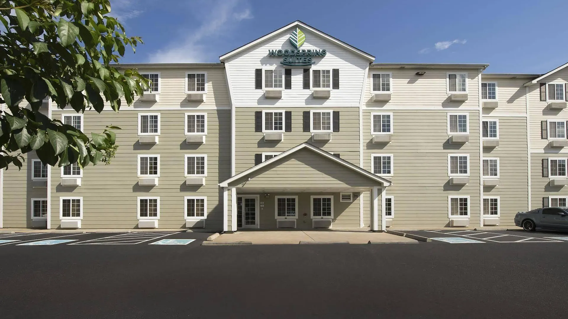 Woodspring Suites Memphis East I-40 Hotel