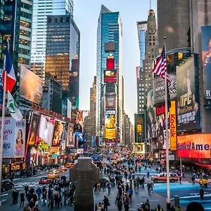 Hotel Merit Times Square